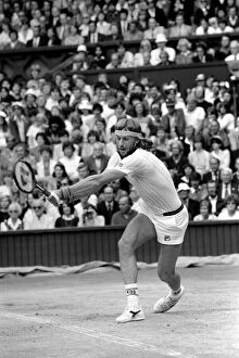 Tennis Jigsaw Puzzle Collection: Wimbledon Tennis: Mens Finals 1981: John McEnroe v. Bjorn Borg