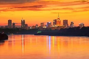 Poland Photo Mug Collection: Warsaw panoramic cityscape after sunset, Vistula River, Warsaw, Poland