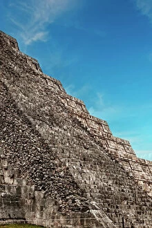 Pre-Hispanic City of Chichen-Itza Photographic Print Collection: Mexico, Yucatan, Chichen Itza, El Castillo